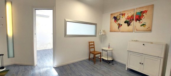 Bureau à Florence, Italy 40m² No. 137181 17