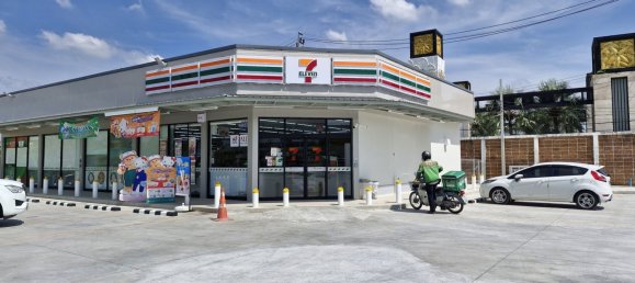 Таунхаус с 3 спальнями в Чом Тхонг, Таиланд № 78057 6