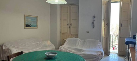 3 bedrooms House in Pachino, Italy No. 122989 5