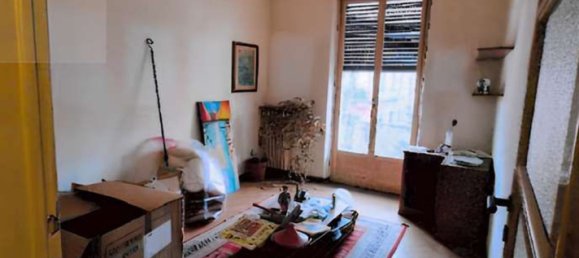2 rooms Apartment in Varese, Italy No. 11294 2