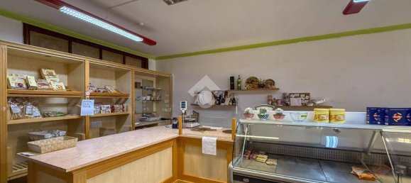 3 rooms Commercial property in Acquanegra Cremonese, Italy No. 337691 24