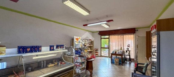 3 rooms Commercial property in Acquanegra Cremonese, Italy No. 337691 15