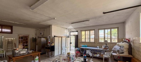 3 rooms Commercial property in Acquanegra Cremonese, Italy No. 337691 3