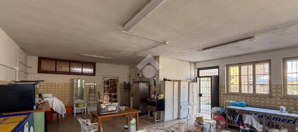 3 rooms Commercial property in Acquanegra Cremonese, Italy No. 337691 4