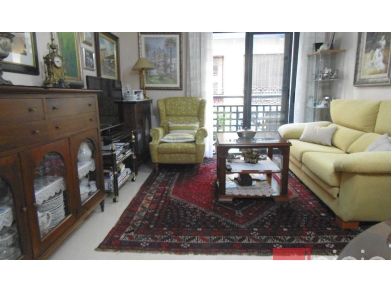 3 bedrooms Apartment in Alicante, Spain No. 20471