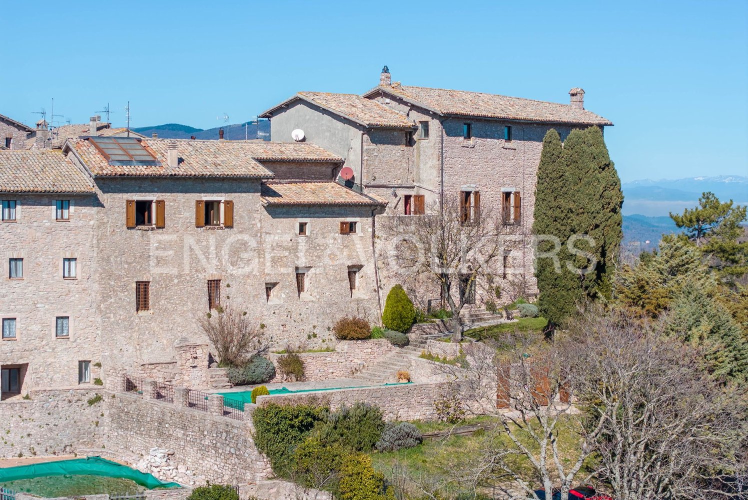 Edificio de 7 dormitorios en Acquasparta, Italy No. 128052