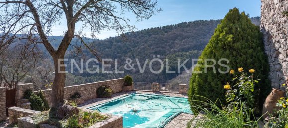 Edificio de 7 dormitorios en Acquasparta, Italy No. 128052 11