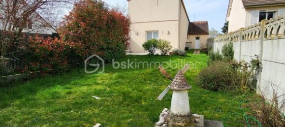 3 bedrooms House in Luce, France No. 74500 7