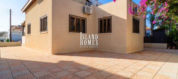 3 bedrooms House in Ayia Napa, Cyprus No. 23960 5