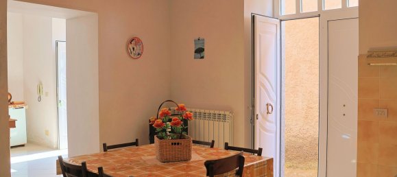 9 Schlafzimmer Haus in Naso, Italy, Nr. 325085 10