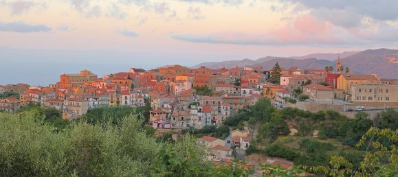 9 Schlafzimmer Haus in Naso, Italy, Nr. 325085 25