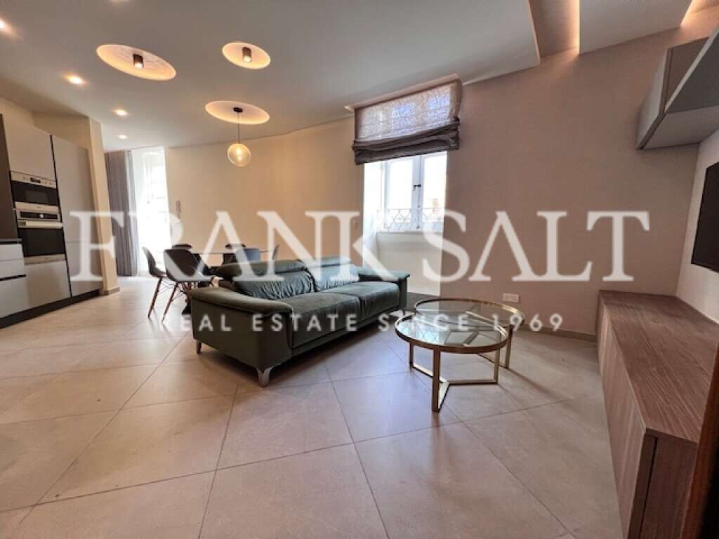 Квартира с 2 спальнями в Сент-Джулианс, Мальта № 5078