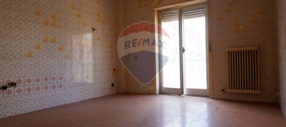 3 bedrooms Apartment in San Nicola la Strada, Italy No. 264189 14