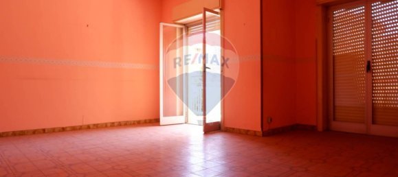 3 bedrooms Apartment in San Nicola la Strada, Italy No. 264189 11