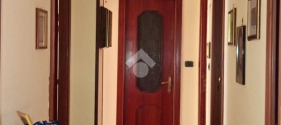 4 Schlafzimmer Wohnung in Palermo, Italy, Nr. 348537 8