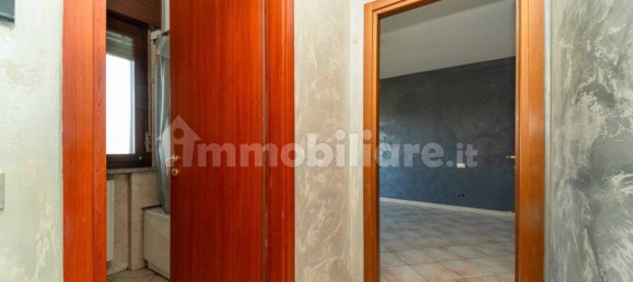 1 bedroom Apartment in Turin, Italy No. 308449 9