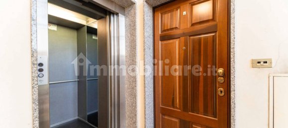 1 bedroom Apartment in Turin, Italy No. 308449 4