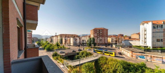 1 bedroom Apartment in Turin, Italy No. 308449 23