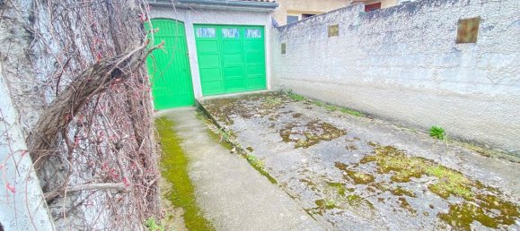 3 bedrooms House in Limoux, France No. 335134 8