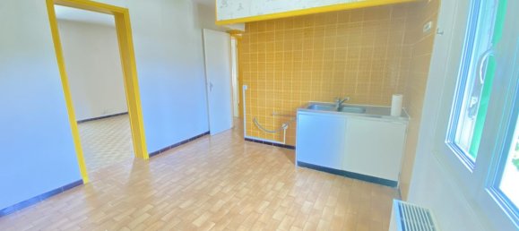 3 bedrooms House in Limoux, France No. 335134 6