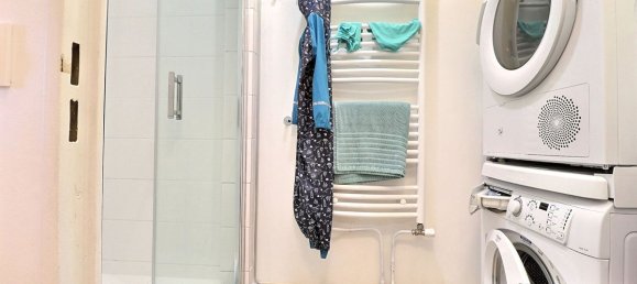 3 bedrooms House in Saint-Germain-en-Laye, France No. 125825 9