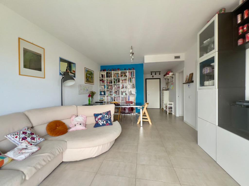 3 bedrooms Apartment in Milan, Italy No. 315676