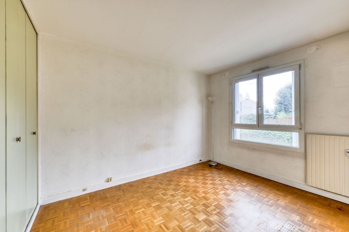 Apartamento de 2 dormitorios en Nogent-sur-Marne, France No. 146252