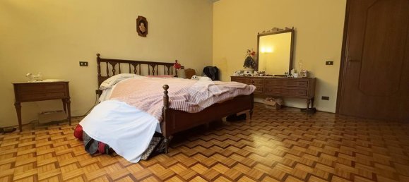 Studio in Fontaniva, Italy No. 7345 16