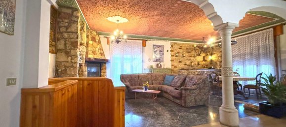 Studio in Fontaniva, Italy No. 7345 13