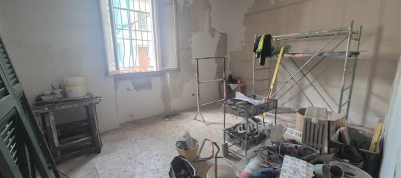 2 bedrooms Apartment in Florence, Italy No. 283840 3