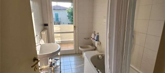 6 bedrooms Villa in Ravenna, Italy No. 380768 22