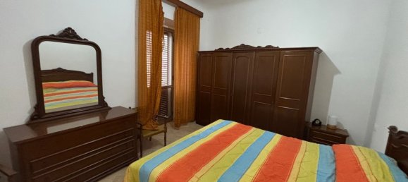 5 rooms House in Anversa degli Abruzzi, Italy No. 130086 11