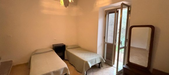 5 rooms House in Anversa degli Abruzzi, Italy No. 130086 12
