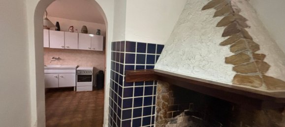 5 rooms House in Anversa degli Abruzzi, Italy No. 130086 4