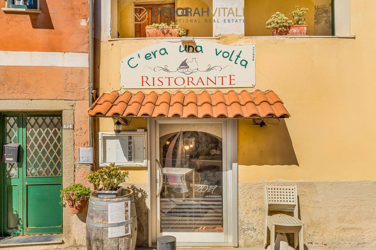 1 room Commercial property in Lerici, Italy No. 364084