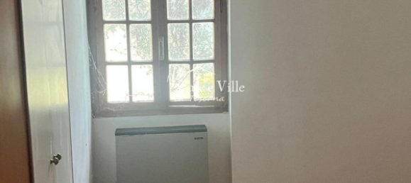 3 bedrooms House in Prato, Italy No. 352977 10