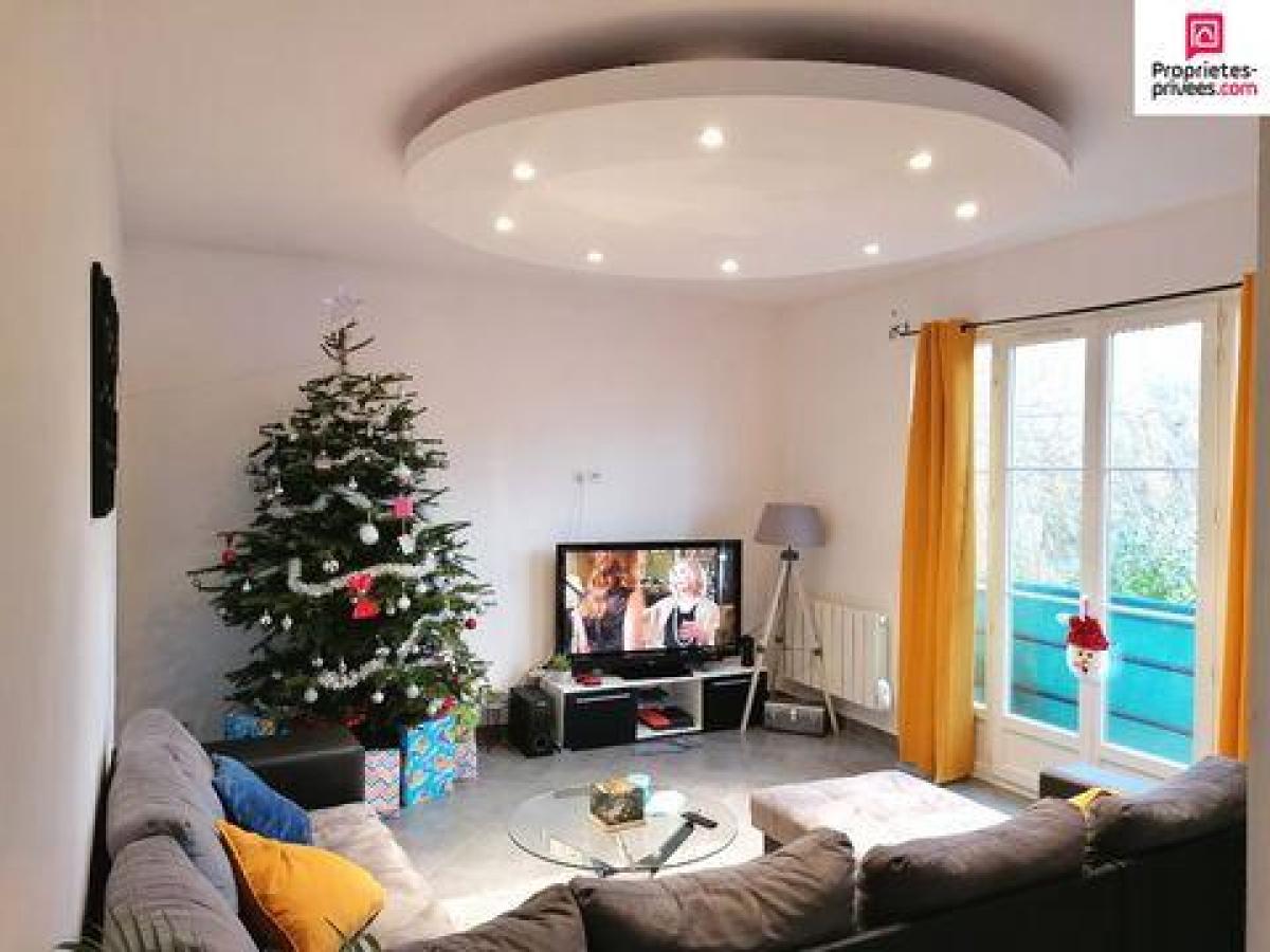 5 bedrooms House in Douchy, France No. 8423