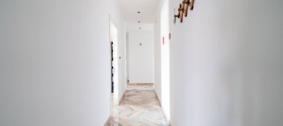 4-Zimmer Wohnung in Misterbianco, Italy, Nr. 258426 12