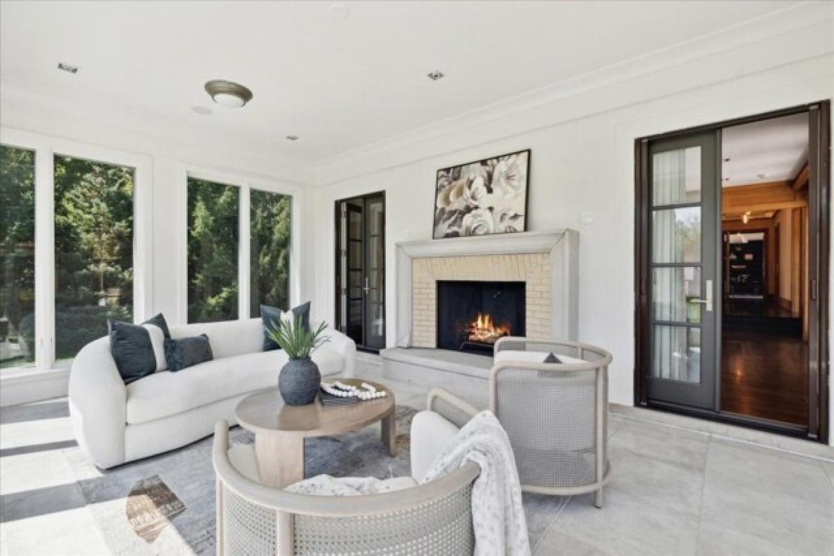 Casa de 8 dormitorios en Lake Forest, USA No. 373425