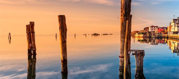 2 rooms Commercial property in Venice, Italy No. 61810 8