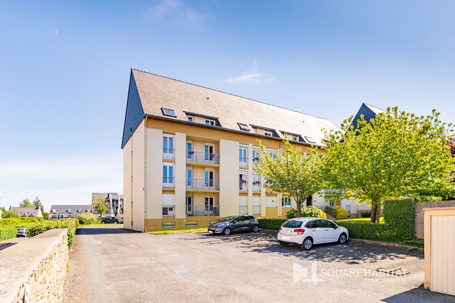 2 bedrooms Apartment in Cotes-d'Armor, France No. 204101