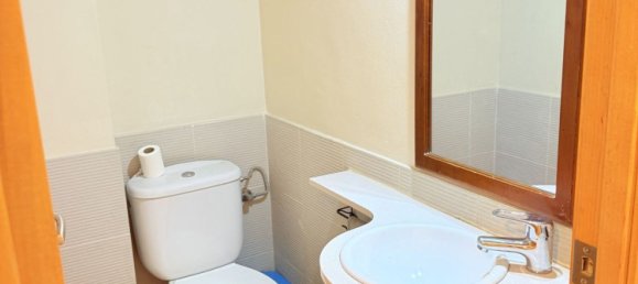 4 bedrooms Apartment in Mollet Del Valles, Spain No. 136335 15