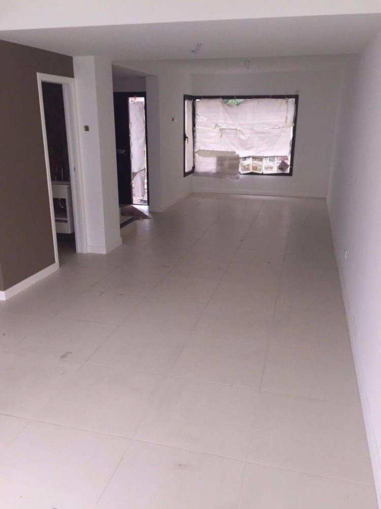 3 bedrooms Apartment in Mar del Plata, Argentina No. 65722