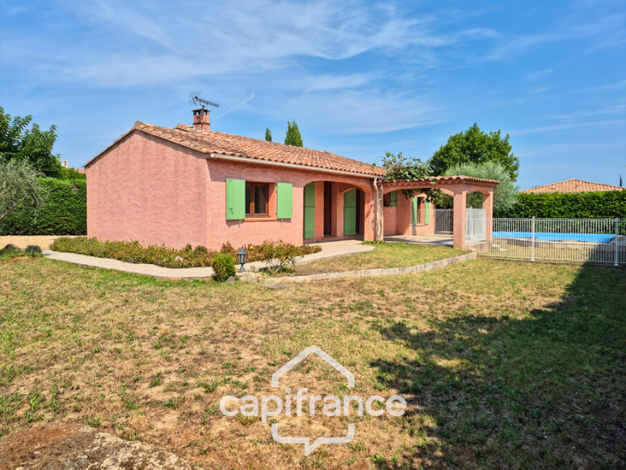 3 bedrooms House in Pujaut, France No. 323081