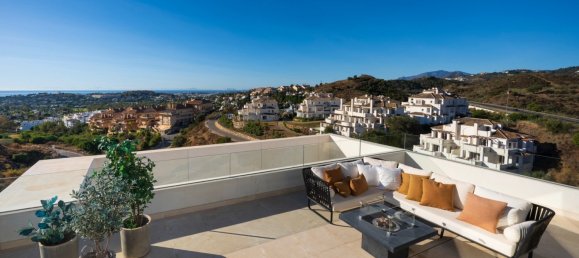 3 bedrooms Penthouse in Nueva Andalucia, Spain No. 4727 18