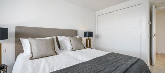 3 bedrooms Penthouse in Nueva Andalucia, Spain No. 4727 12