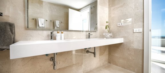 3 bedrooms Penthouse in Nueva Andalucia, Spain No. 4727 30