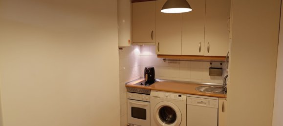 1 bedroom Apartment in Madrid, Spain No. 157662 14