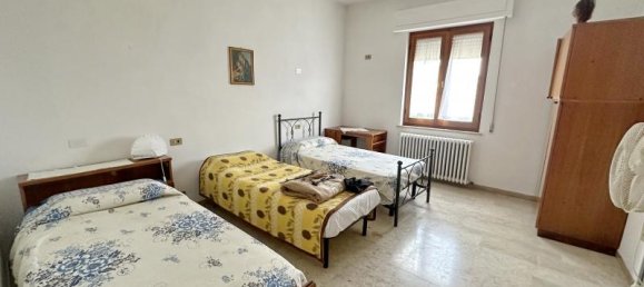 5 rooms Villa in Gavorrano, Italy No. 234098 16