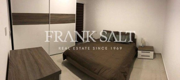 Apartamento de 4 dormitorios en Sliema, Malta No. 9205 20